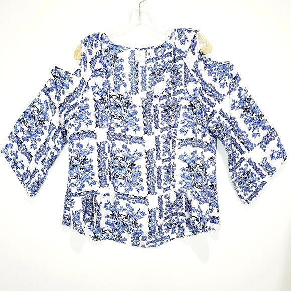 Soho Cold Shoulder Tunic Top Size L Blue Floral - Picture 14 of 16